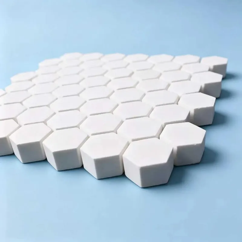 Kulumiskindel keraamiline mosaiik